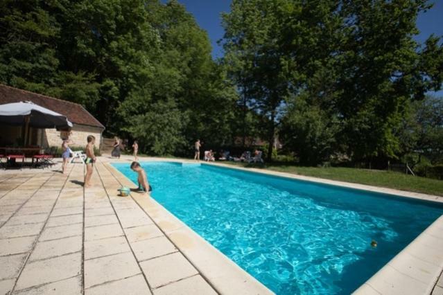 Pickwicks Villa Hauteroche Exterior foto