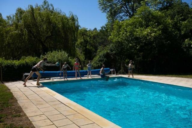 Pickwicks Villa Hauteroche Exterior foto